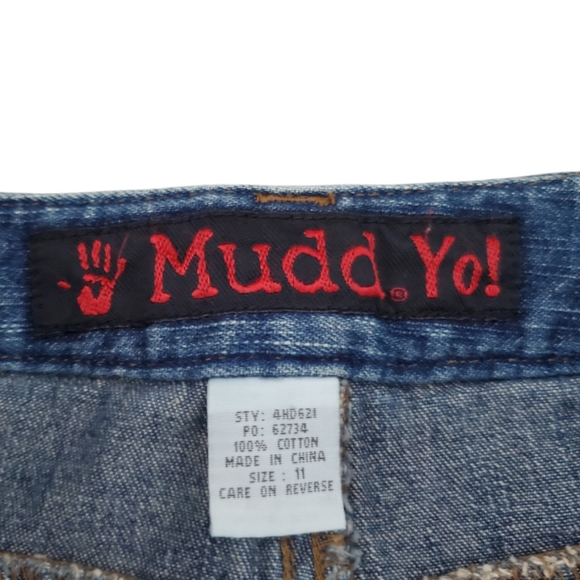 *SOLD* Y2K Side Lace Denim Skirt - Picture 6 of 7